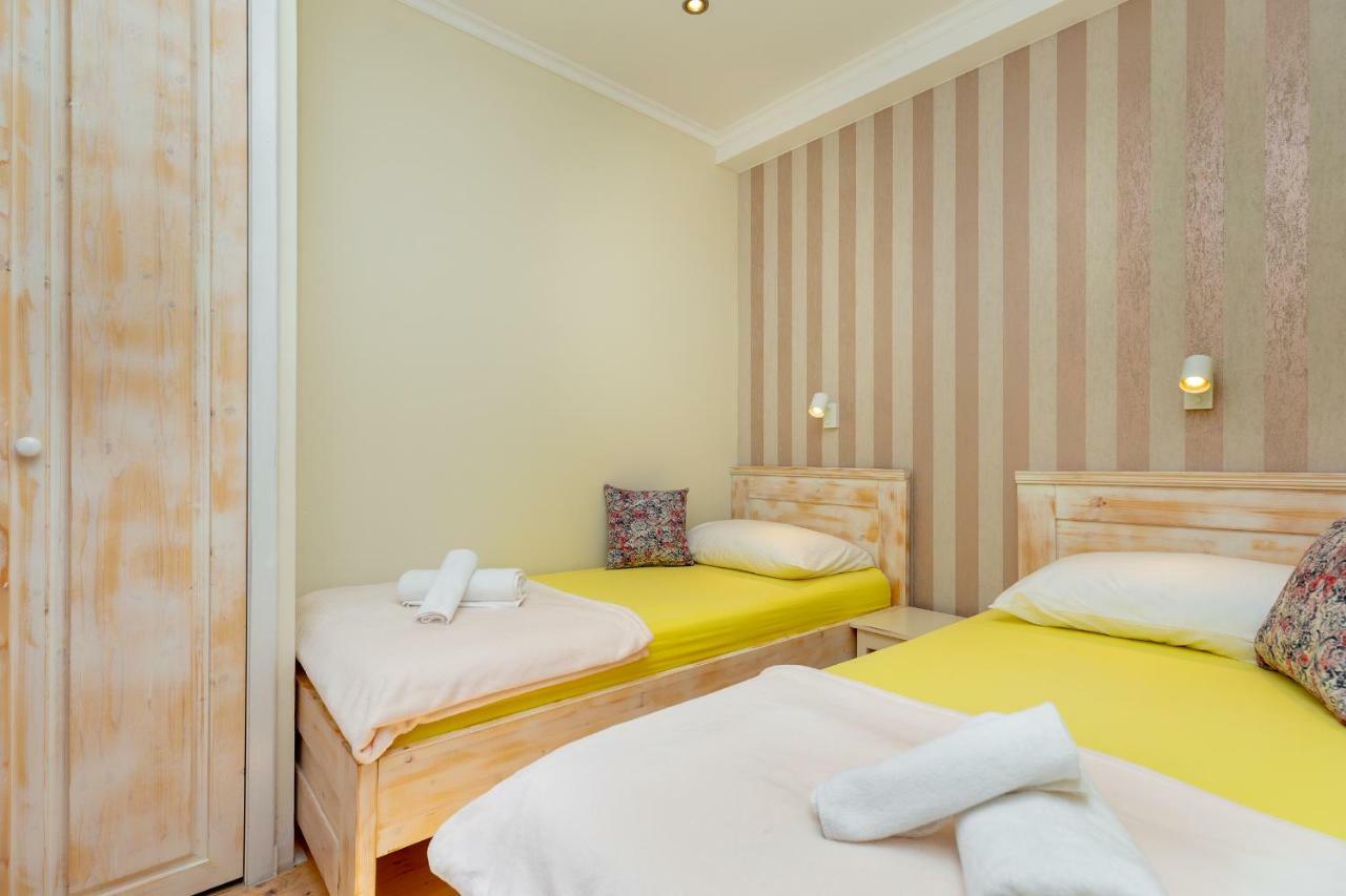 Siesta Ragusa Luaran gambar